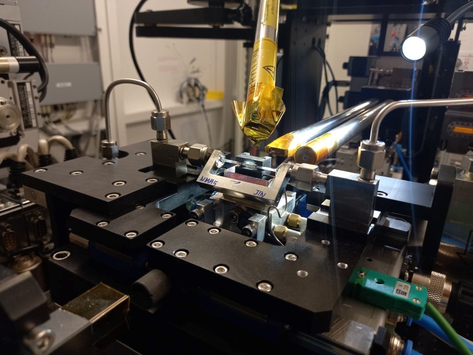 Operando X-ray absorption spectroscopy measurement at ESRF